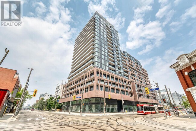 Photo - 285 Dufferin St Unit 705