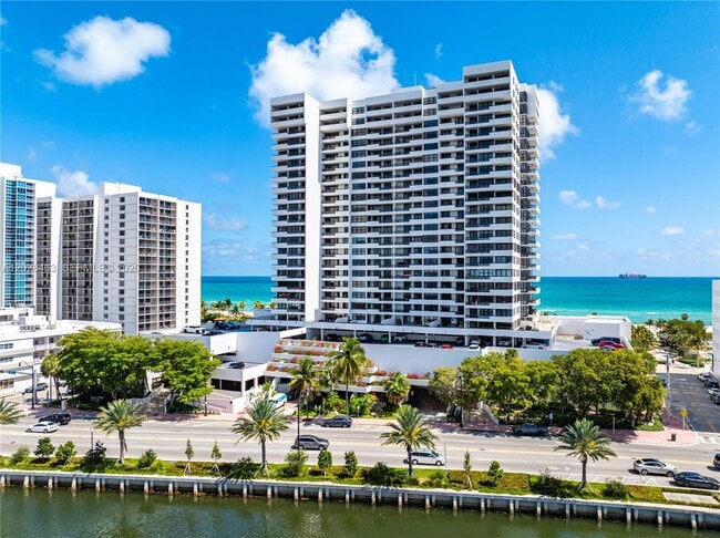Photo - 2555 Collins Ave Unit 403