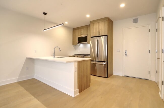 Photo - 303 Madison St Unit 203
