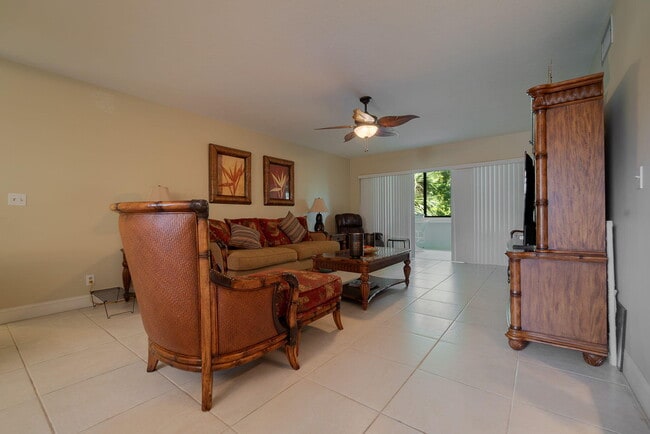 Photo - 12524 Shoreline Dr Unidad 302
