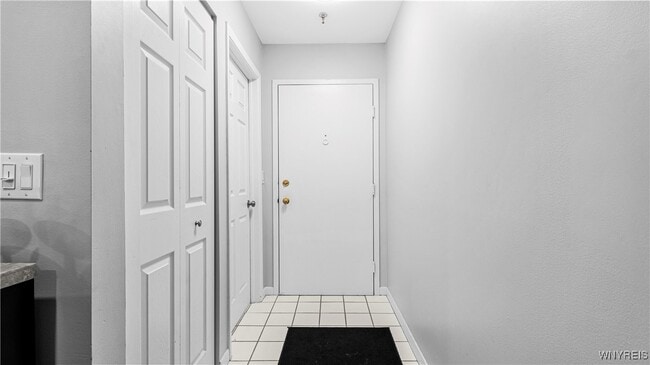 Photo - 1175 Youngs Rd