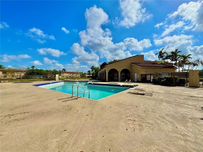 Photo - 8734 SW 3rd St Unit 204