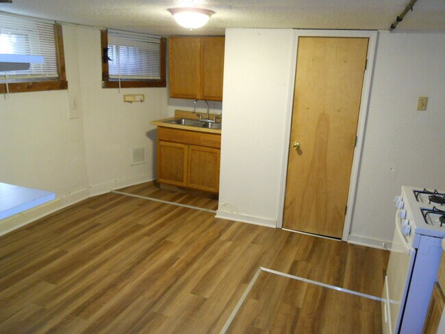 Photo - 1037 Tennessee St Unit 4