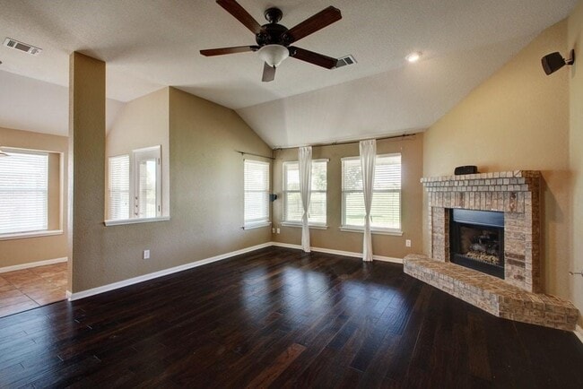 Photo - 19704 Vilamoura St