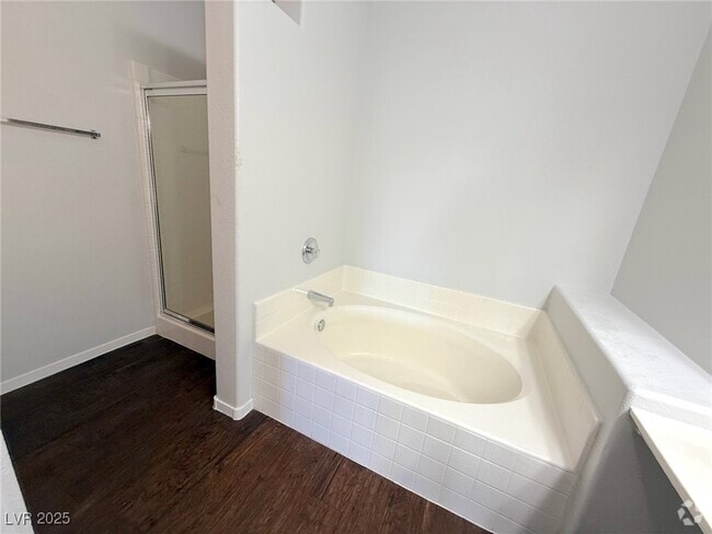 Building Photo - 5655 E Sahara Ave Unit 2054 Rental