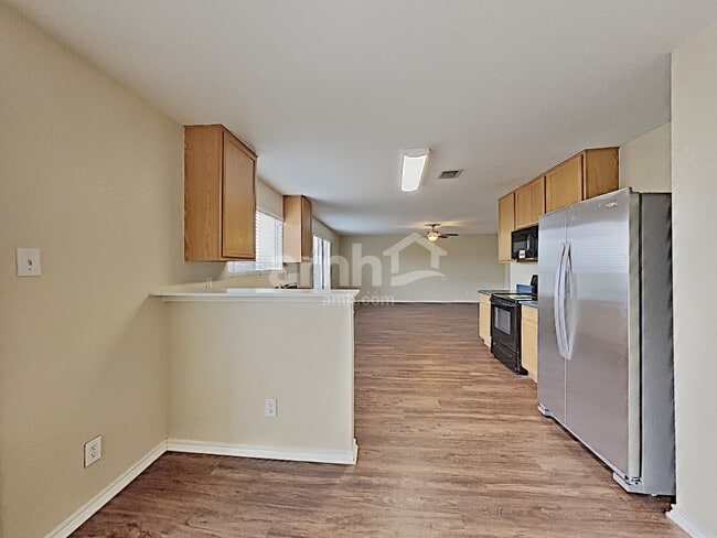 Photo - 7915 Arabian Cv