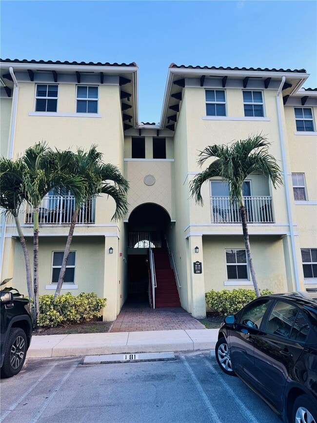 Building Photo - 230 NW 109th Ave Unit 3-214