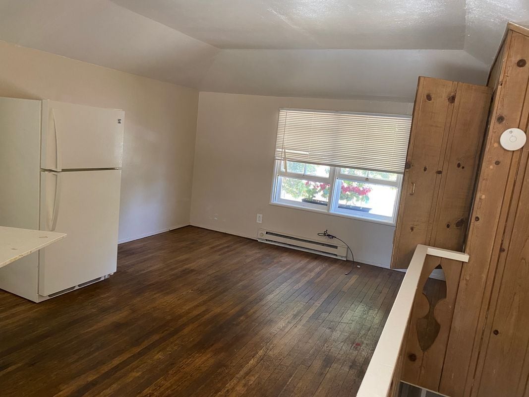 Photo - 618 Benton St