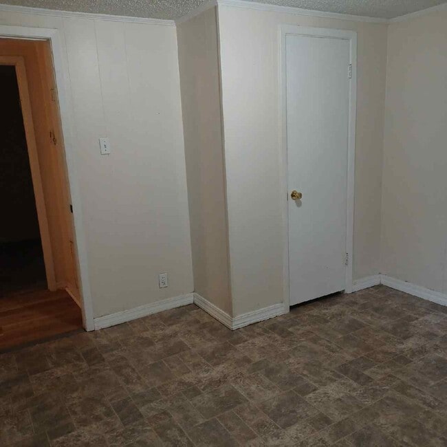 Photo - 3205 Sutton Dr