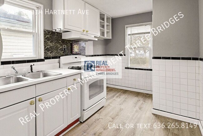 Photo - 249 S Hartnett Ave