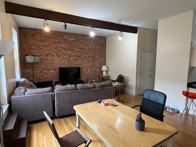 Photo - 565 Massachusetts Ave Unidad 3