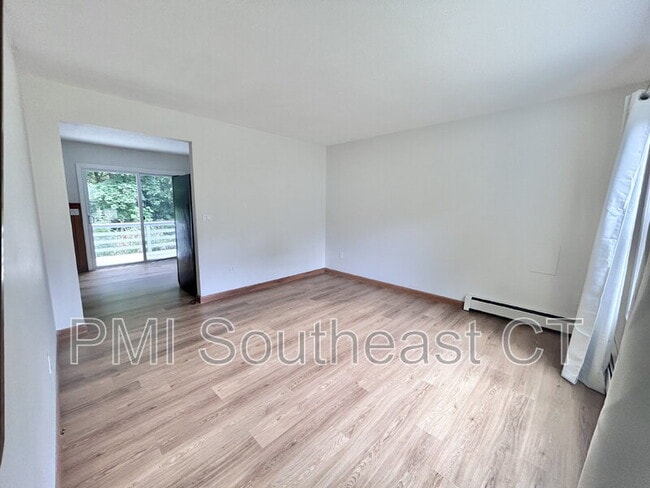 Photo - 55 Hedge Ave