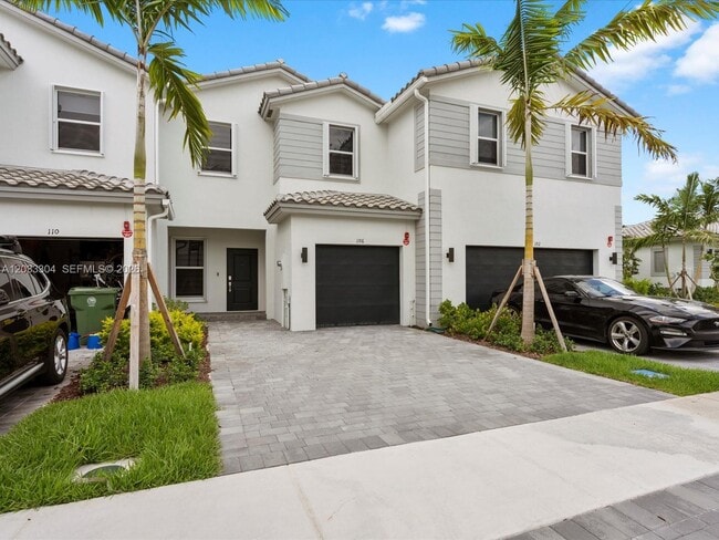 Photo - 106 SW 184th Ave