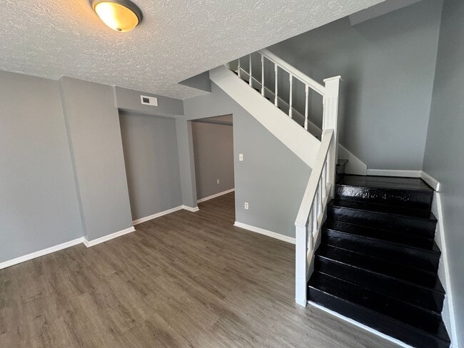 Photo - 1122 S Sheffield Ave Unit 1122 S Sheffield Ave
