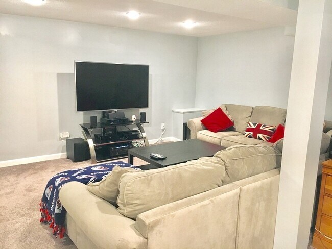 Photo - 188 Wellman Ave