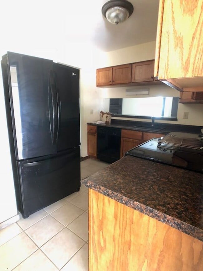 Photo - 2537/2539 Lex-Ontario Road - 2539 Unit 2539