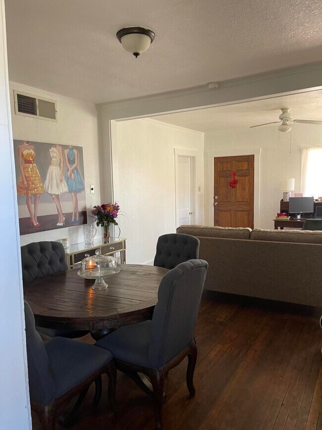 Photo - 3505 Douglas Ave