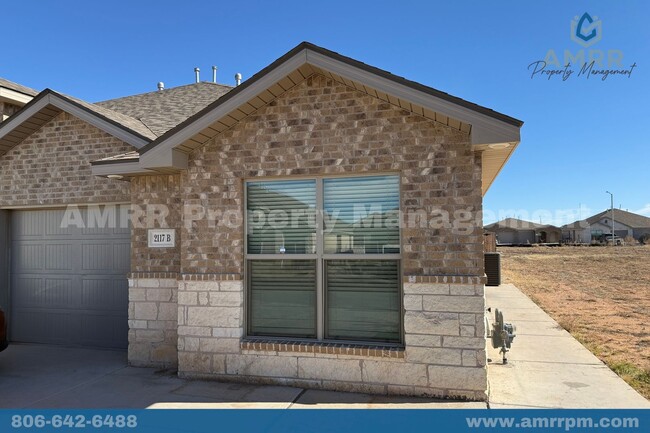 Photo - 2117 Langford Ave Apartamento Unidad Willowbend - 2117 Langford Ave  B