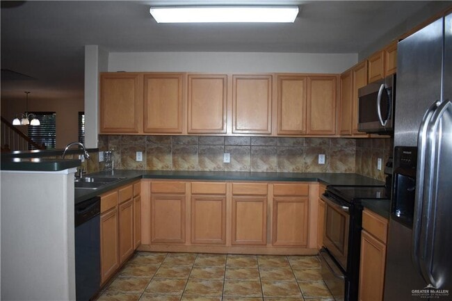 Photo - 12 Nightshade Ave Casa