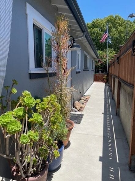 Photo - 185 N Grand St