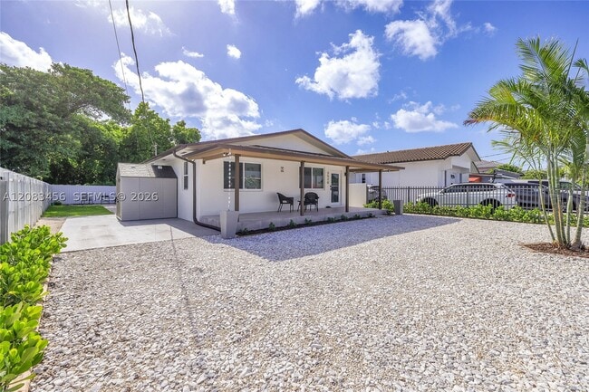 Photo - 3520 SW 88th Ct Unit 1