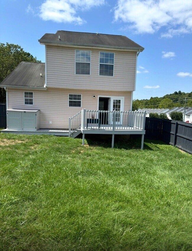 Photo - 105 Boardwalk
