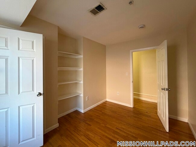 Photo - 712 Shawmut Ave Unidad 1L