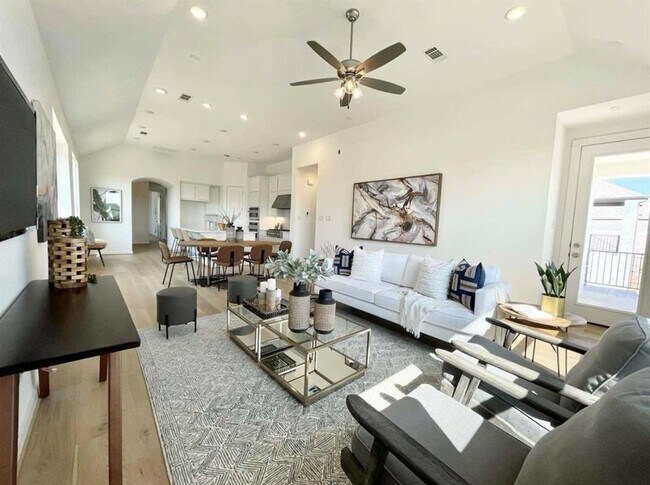 Photo - 1116 Addison Ln