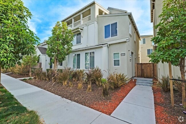 Building Photo - 37948 Spring Tide Rd Rental