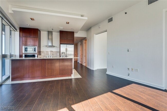 Photo - 4471 Dean Martin Dr Unit 2001