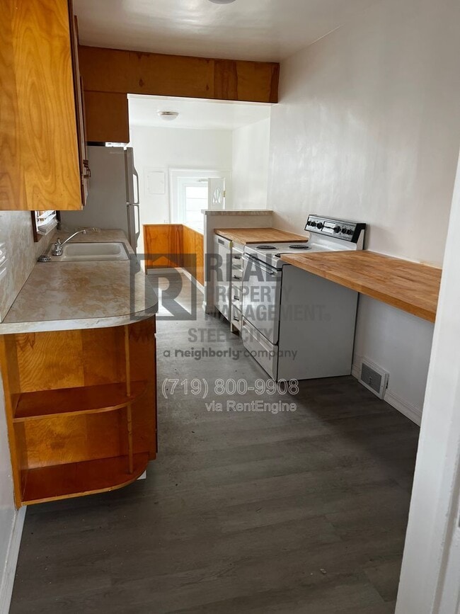 Photo - 602 W Orman Ave