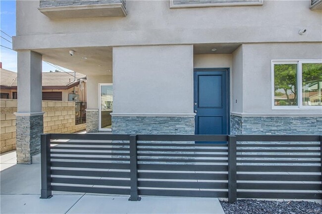 Photo - 3920 W 108th St