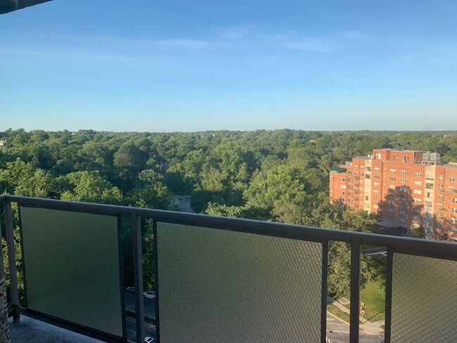 Photo - 1 E University Pky Unit #1309