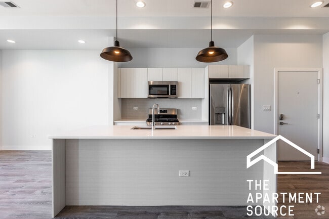 Building Photo - 2247 W Lawrence Ave Unit 401 Rental