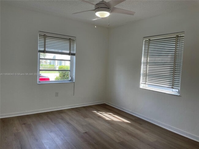 Photo - 2380 NW Flagler Terrace Unit F