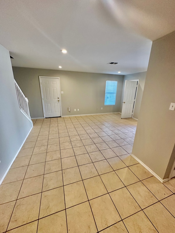 Photo - 768 Avondale Ave