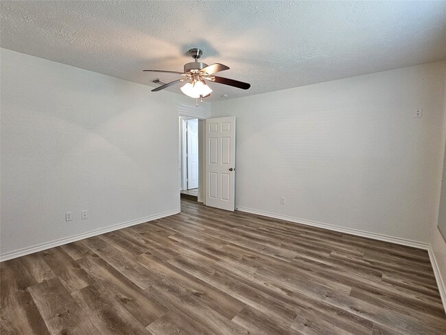 Photo - 10615 Heatherford Dr