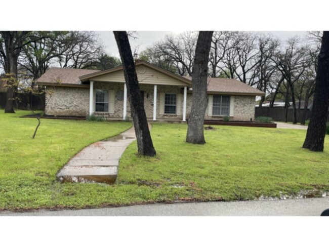 Unique Chance to Lease a remodeled home in... - Unique Chance to Lease a remodeled home in...