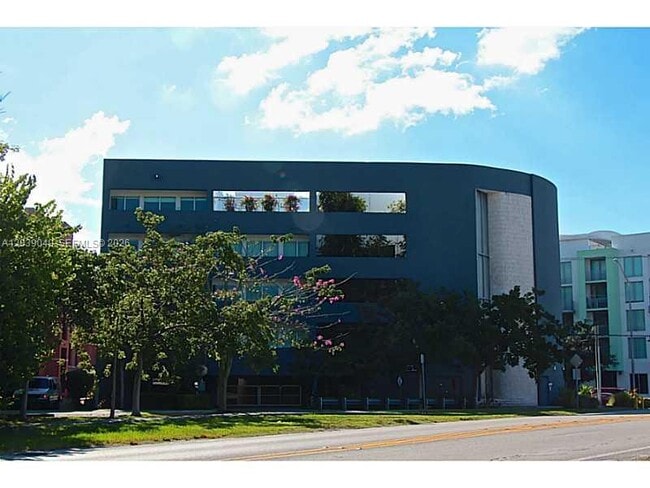 Building Photo - 2694 Inagua Ave Unit 403