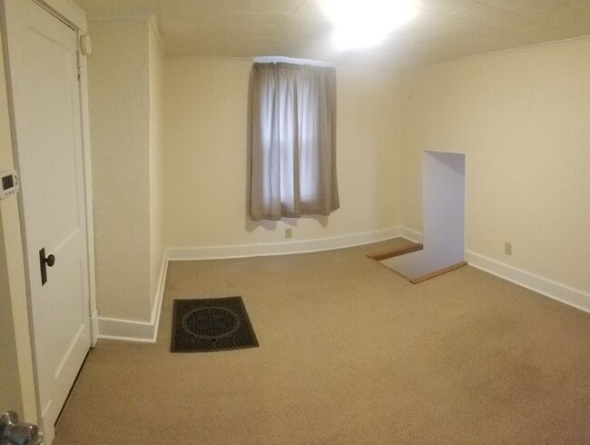 Photo - 49 3rd St