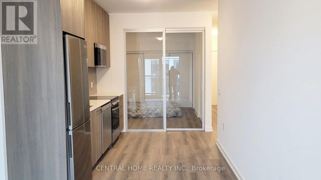 Photo - 7439 Kingston Rd Unité 817