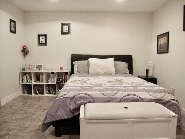 Photo - 646 Broadview Av