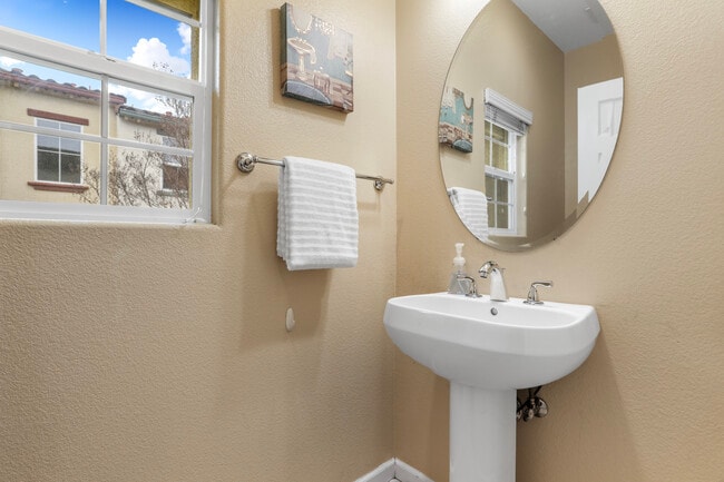 Photo - 690 Claridad Loop Unit 690 Claridad Loop