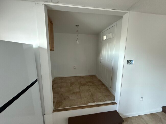 Photo - 604 E Market St Unidad 2