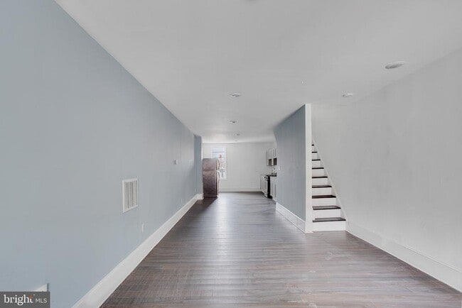 Photo - 2212 W Fayette St