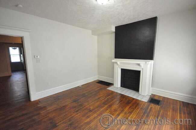 Photo - 204 E 9th Ave Unit 9