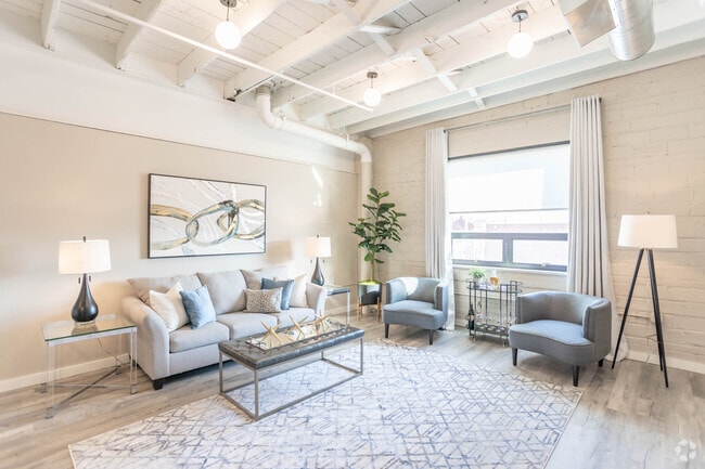 Model 1BR, 1BA | 650 - 750SF