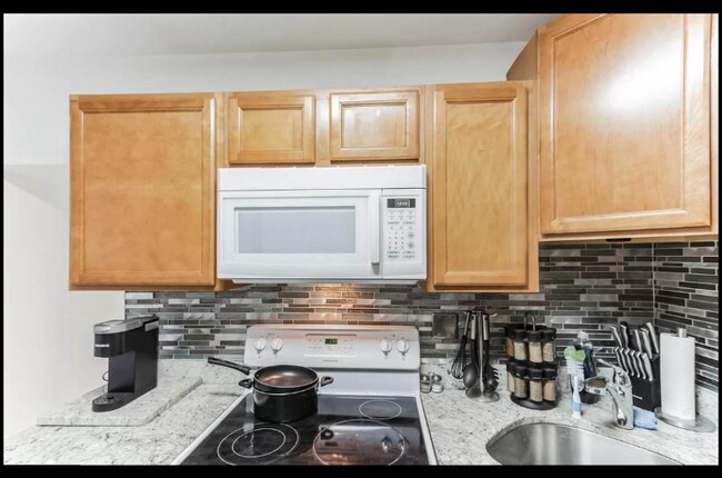 Photo - 5527 Pulaski Ave Unidad 1