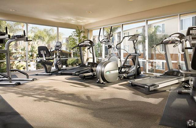 Gimnasio - 1200 Riverside