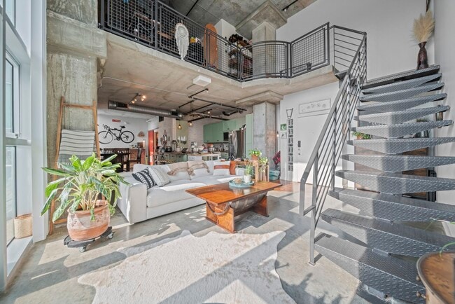 Photo - 2000 Bagby St Unit 5417